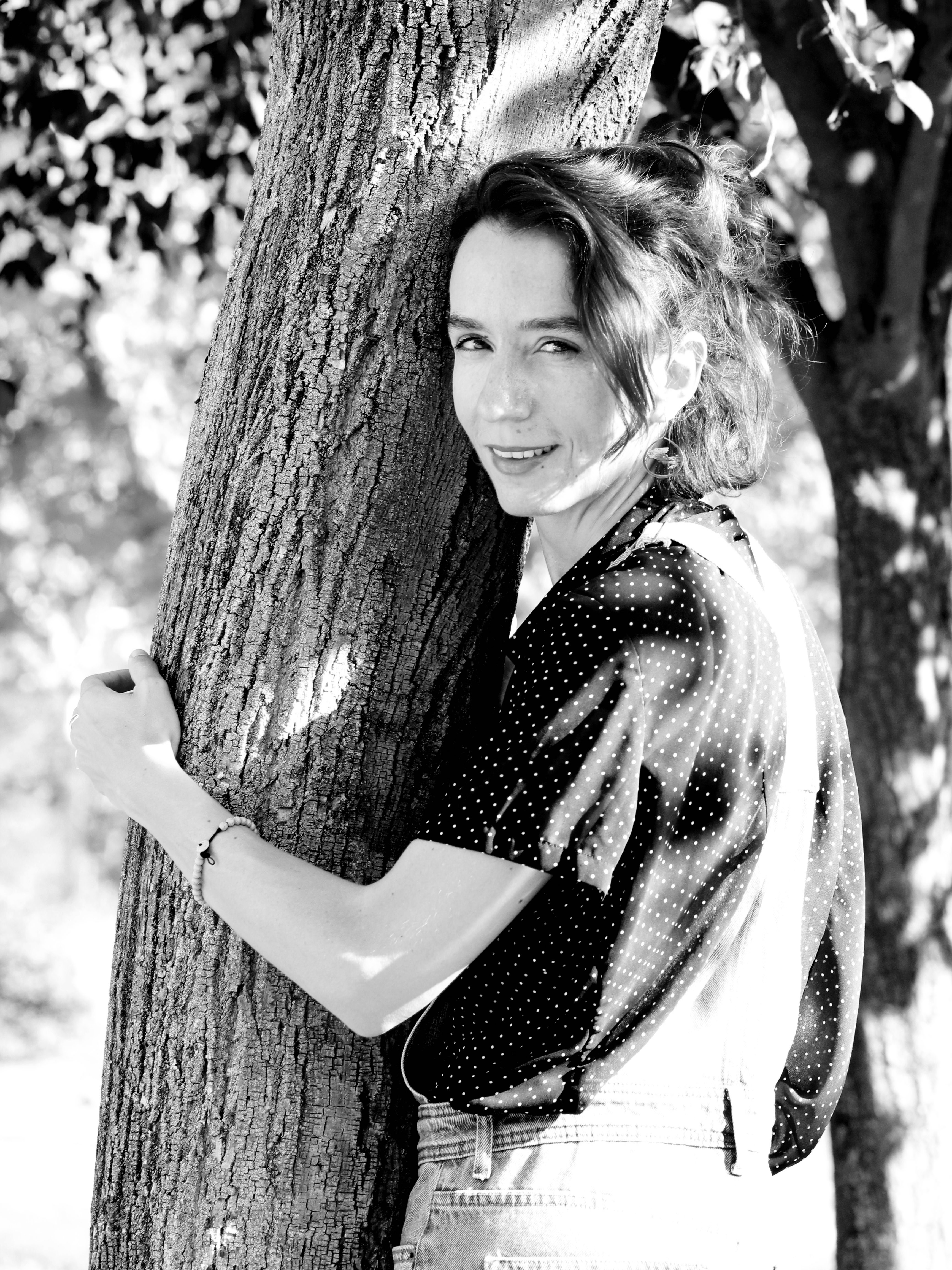 Ana Casado Palpar la luz poemario
poesía
ilustrado
autora